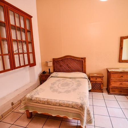 Hotel Posada San Pablo Γκουανταλαχάρα Εξωτερικό φωτογραφία