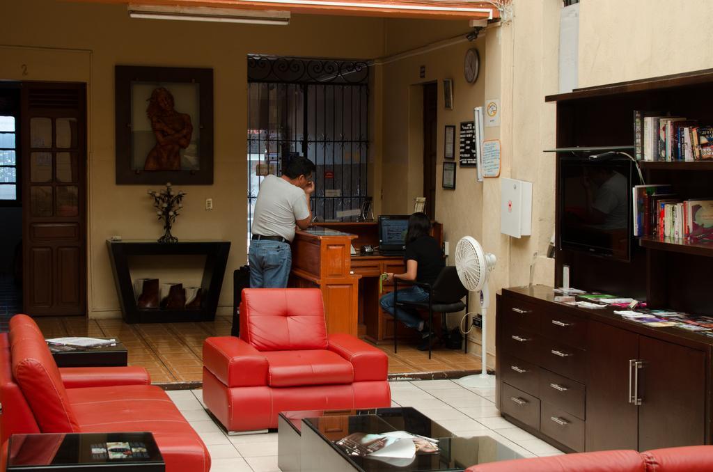 Hotel Posada San Pablo Γκουανταλαχάρα Εξωτερικό φωτογραφία