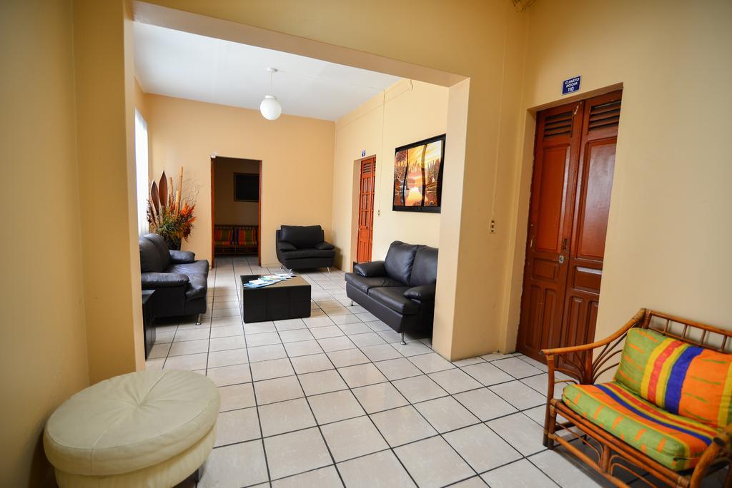Hotel Posada San Pablo Γκουανταλαχάρα Εξωτερικό φωτογραφία